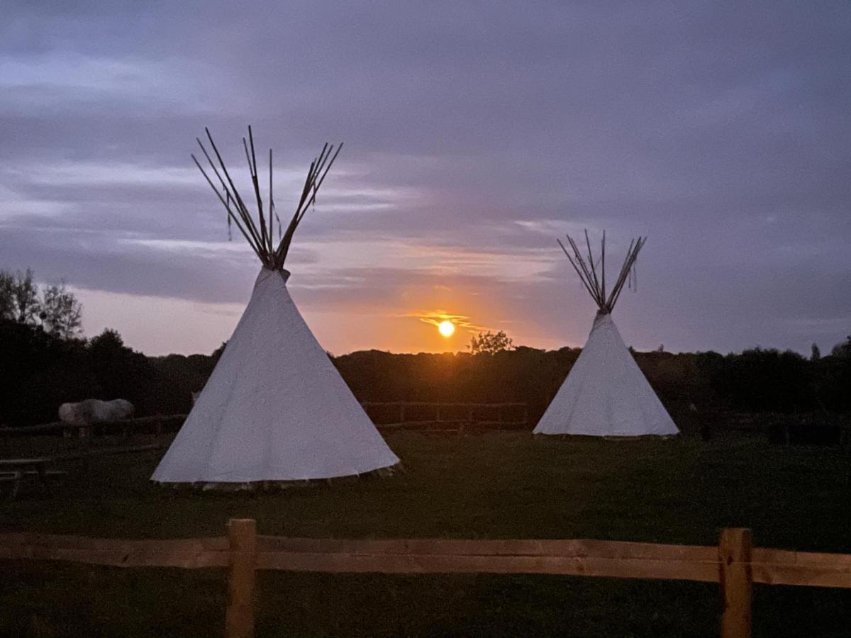 Luxuszelt Terra-tipike, Tipi A La Ferme Entre Terre Et Trébry