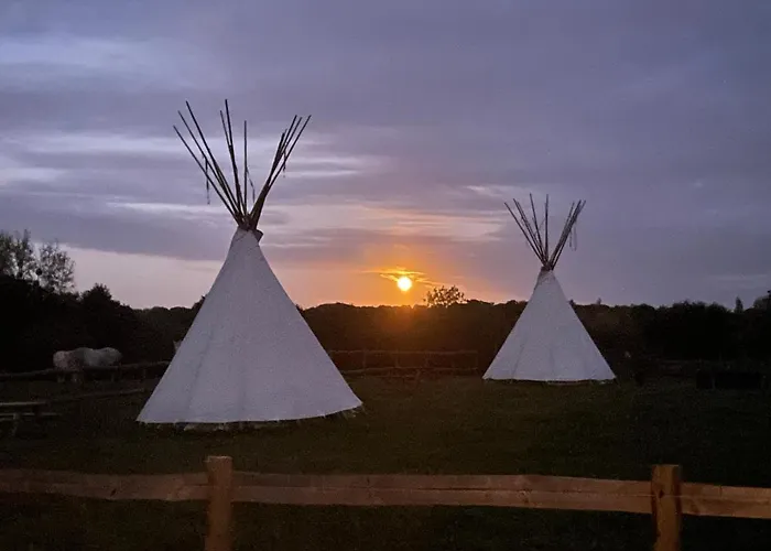 Terra-Tipike, Tipi A La Ferme Entre Terre Et Mer